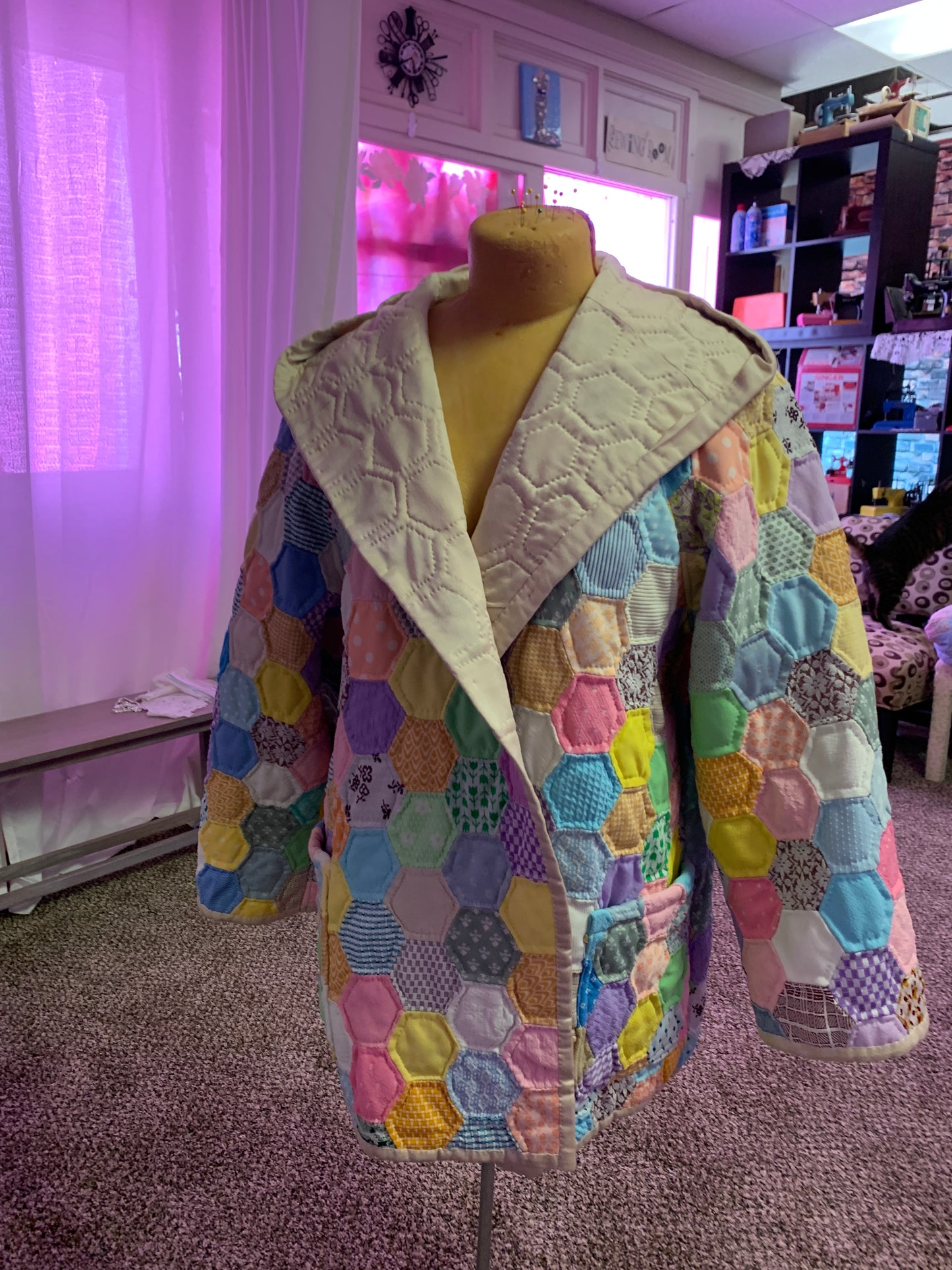 Hexies Vintage Polyester Quilt Jacket